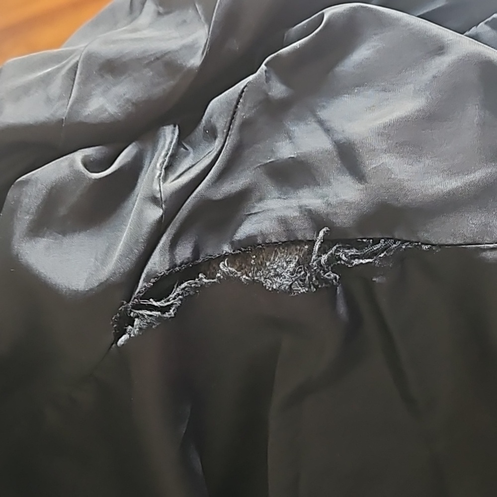 Wool coat. - Picture 4 of 4